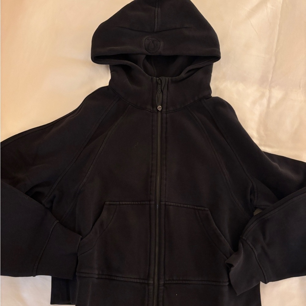 Lululemon scuba full-zip cropped hoodie Chic Black Jacket for Women sweatshirt - Picture 2 of 6